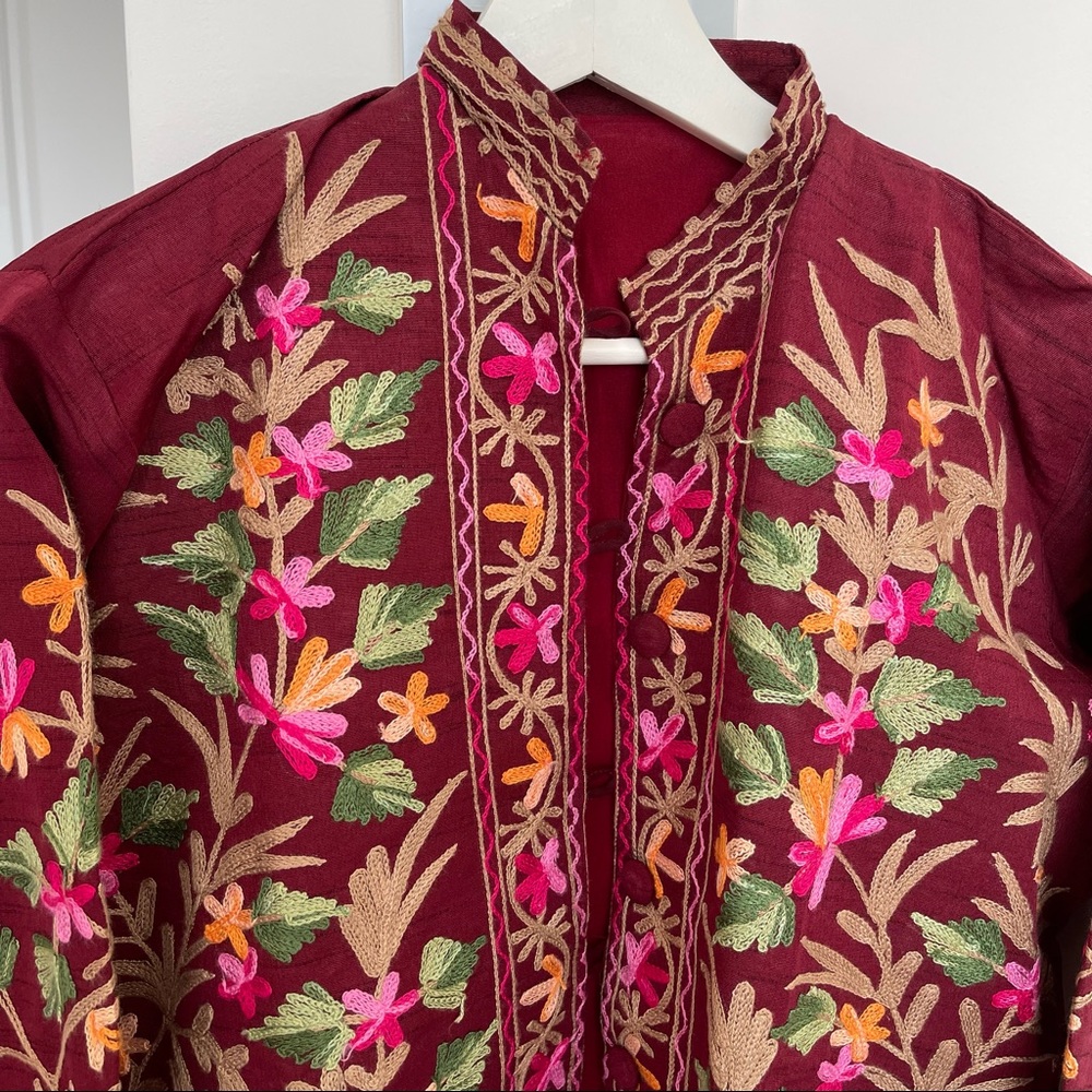 Embroidered jacket - Picture 2 of 3